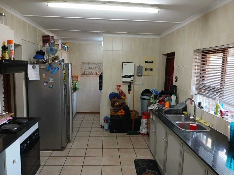 4 Bedroom Property for Sale in Hartenbos Central Western Cape
